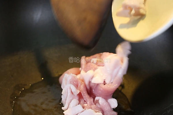 白菜猪肉炒木耳的做法图解7