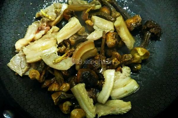 姬松茸炒肉的做法图解14