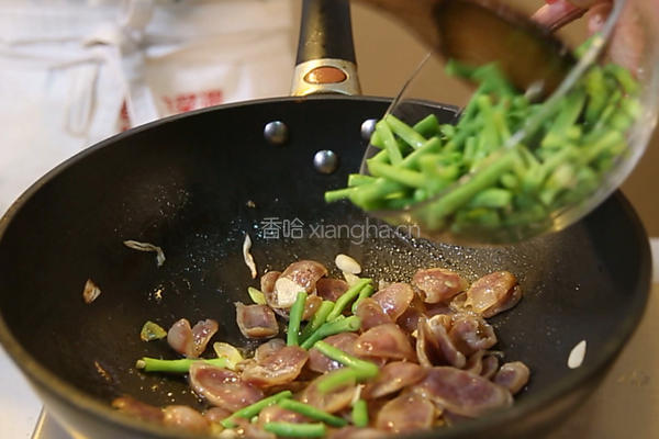 豆角炒腊肠的做法图解7