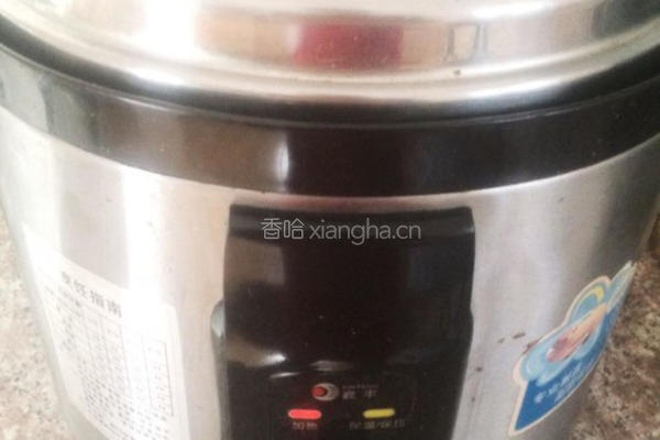 莲藕排骨汤的做法图解7