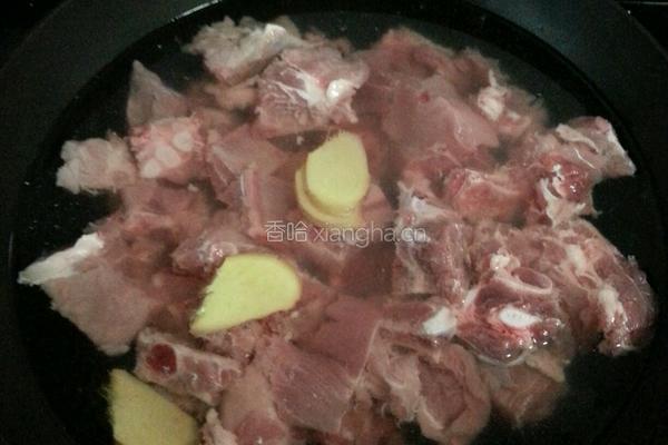 糖醋排骨(红烧排骨)的做法图解1