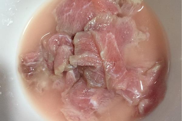 葱爆肉的做法图解2