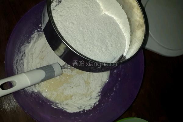 千层皮火龙果蛋糕的做法图解3