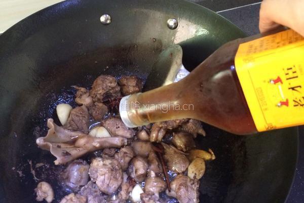 香辣啤酒鸭的做法图解8