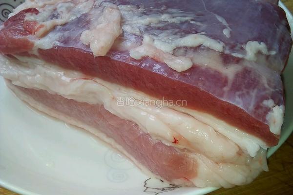 红烧肉扒土豆仔的做法图解1