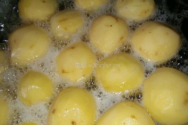 红烧肉扒土豆仔的做法图解4