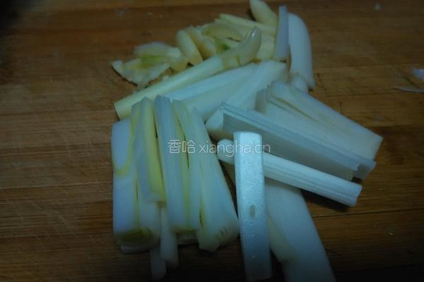 木耳炒苦瓜的做法图解4
