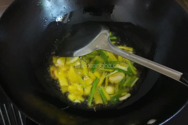 胡萝卜豆芽炒肉沫的做法图解6