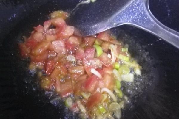 鸡蛋西红柿菠菜疙瘩汤的做法图解6