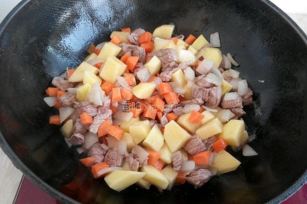咖喱牛肉焗饭的做法图解4