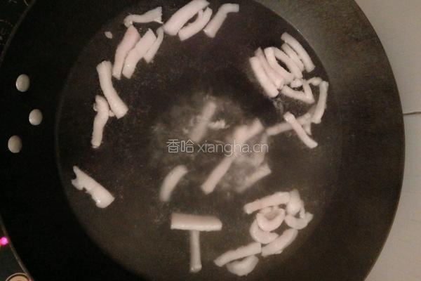 蒜香肉丝豇豆的做法图解2