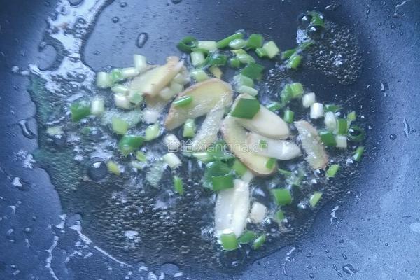香菇炖豆腐的做法图解5