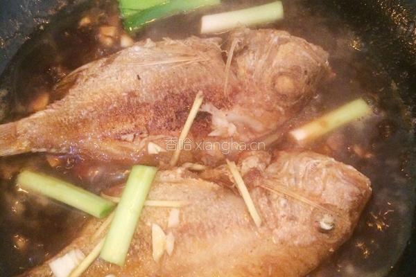酱焖红鱼的做法图解7
