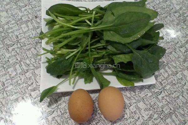 蛋皮菠菜的做法图解1