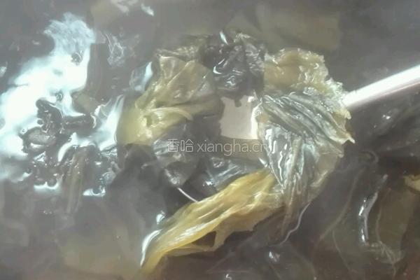 酸菜肉丝粉丝汤的做法图解7