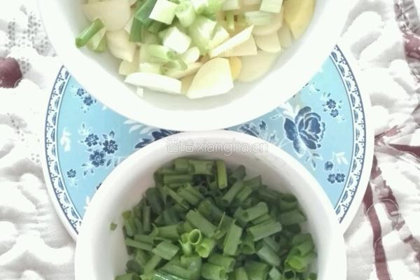 风味香麻牛肉干锅的做法图解7