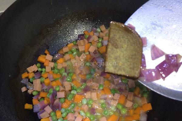 咖喱炒饭的做法图解5