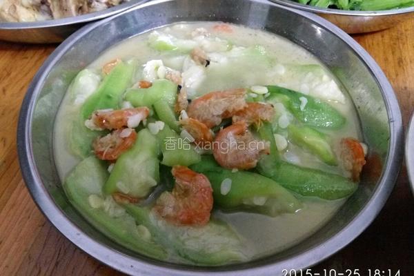 丝瓜虾米汤的做法图解2