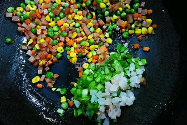 咖喱八宝炒饭的做法图解11