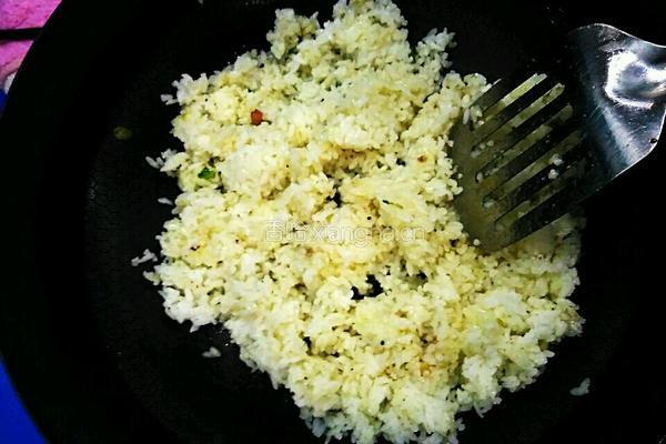 咖喱八宝炒饭的做法图解18