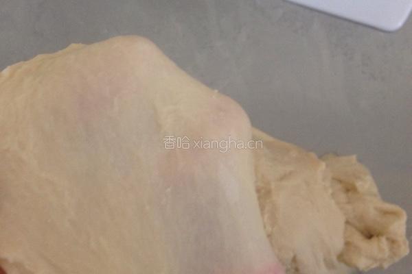蜂蜜核桃面包棒的做法图解1