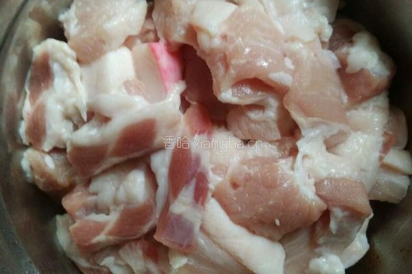 红焖猪肉鹌鹑蛋的做法图解4