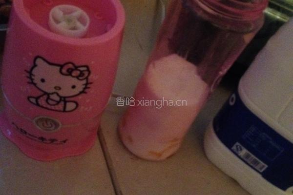 芒果葡萄干酸奶汁的做法图解4