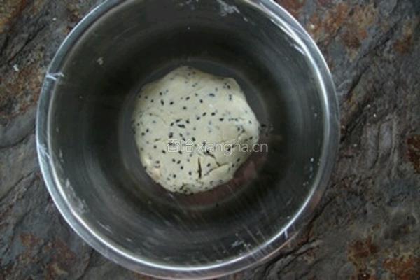 黑芝麻玛格丽特的做法图解4
