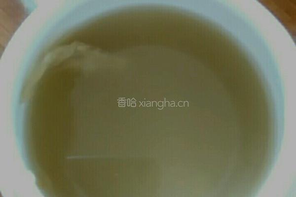 鱼胶田七汤的做法图解6