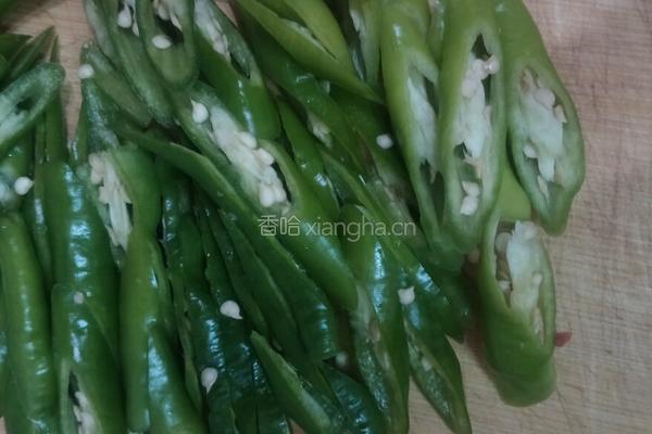 辣椒炒牛肉的做法图解2