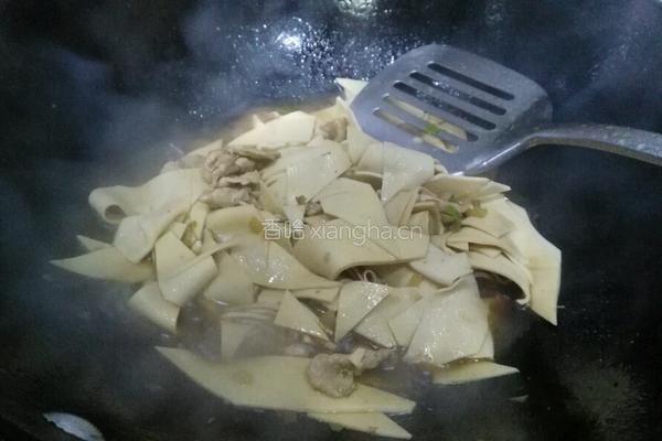 尖椒干豆腐的做法图解3