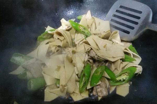 尖椒干豆腐的做法图解4