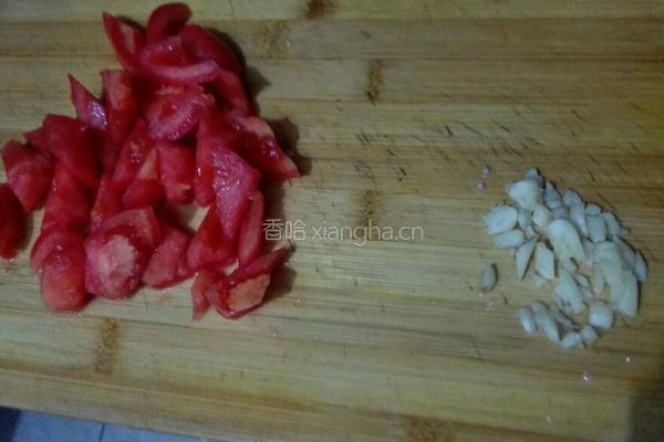 番茄炒西兰花的做法图解3