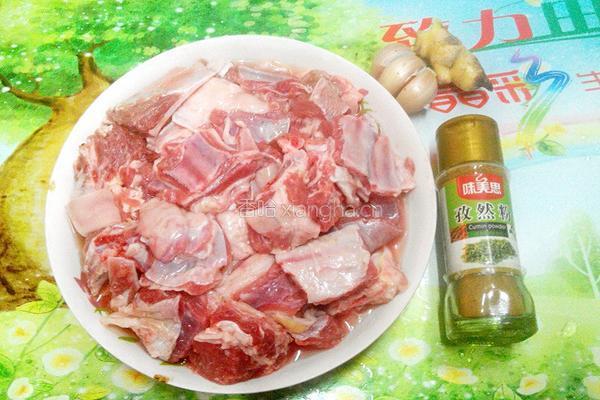孜然羊排的做法图解1