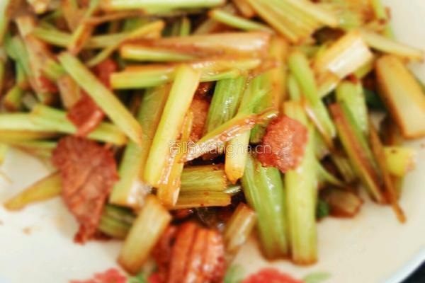 肉炒芹菜的做法图解7