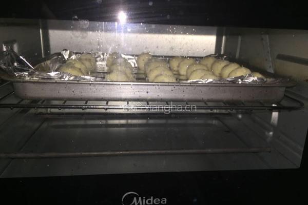 奶香椰子球的做法图解3