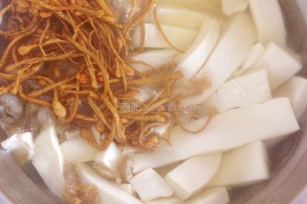 原创虫草花豆腐汤的做法图解5
