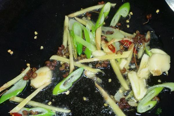 辣炒海丁的做法图解2