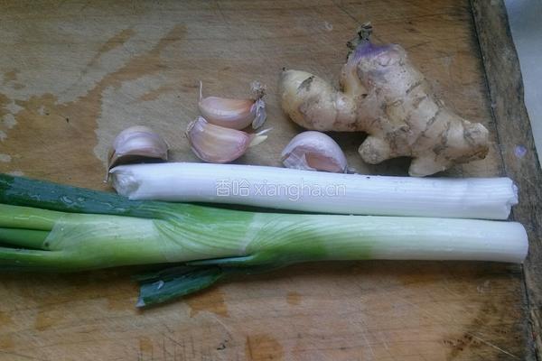 板栗煲牛肉的做法图解2