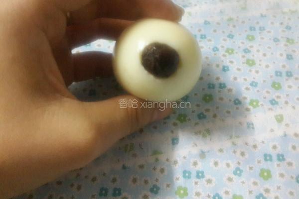诡异眼球的做法图解3