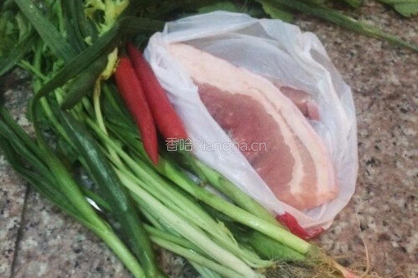 回锅肉的做法图解1
