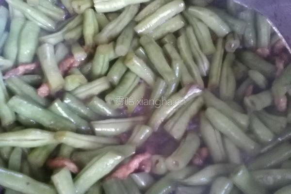 豆角炒肉的做法图解4