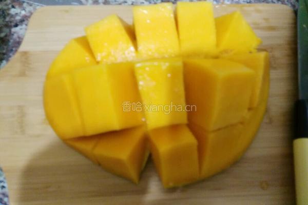 芒果班戟的做法图解24