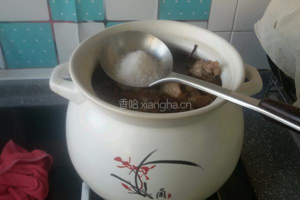 茶树菇炖柴鸡的做法图解11