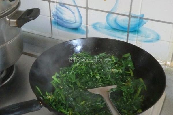 菠菜水鸡蛋（酸菠菜）的做法图解3