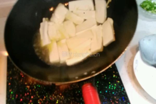 青椒闷豆腐的做法图解4