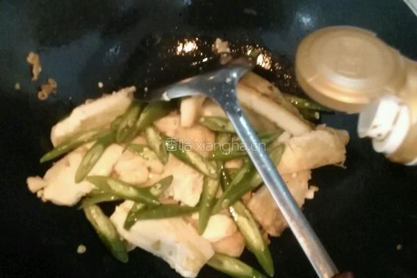 青椒闷豆腐的做法图解7