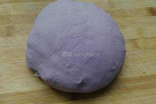 紫薯粉腊肉饺的做法图解6