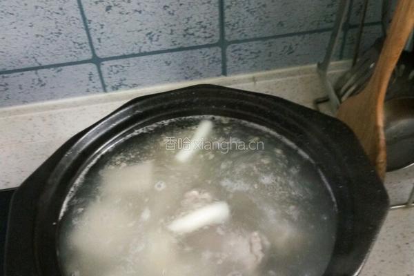 排骨藕汤的做法图解2