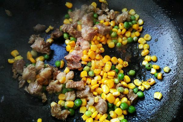 番茄(黑椒)什锦牛腩意粉的做法图解15
